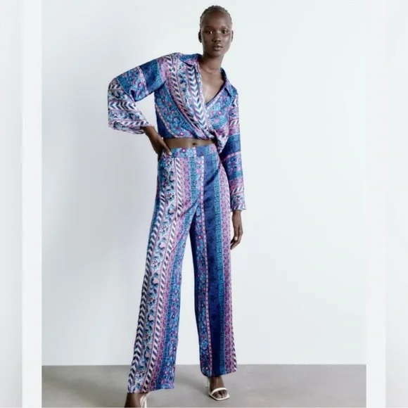 Zara Satin Effect Printed Wide-Leg Pants size Medium - Picture 2 of 5